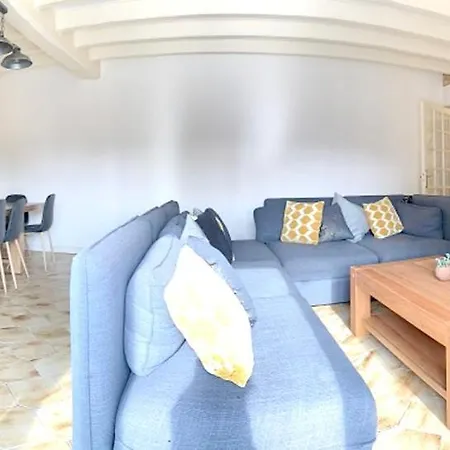 De 5 Chambres Avec Piscine Privee Jardin Clos Et Wifi A Jean De Sauves Villa *