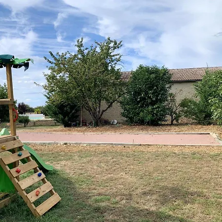 De 5 Chambres Avec Piscine Privee Jardin Clos Et Wifi A Jean De Sauves Villa Saint-Jean-de-Sauves